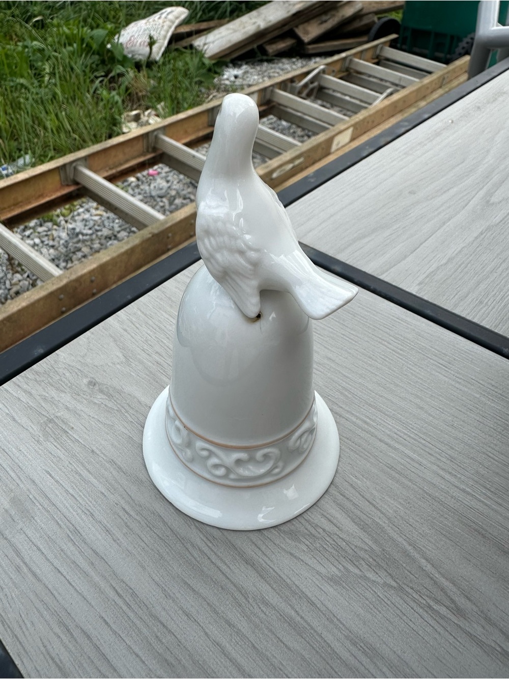 Trio of Decorative Table Bells - Crystal & White Ceramic - 2 Avon, 1 unbranded - Picture 3 of 8